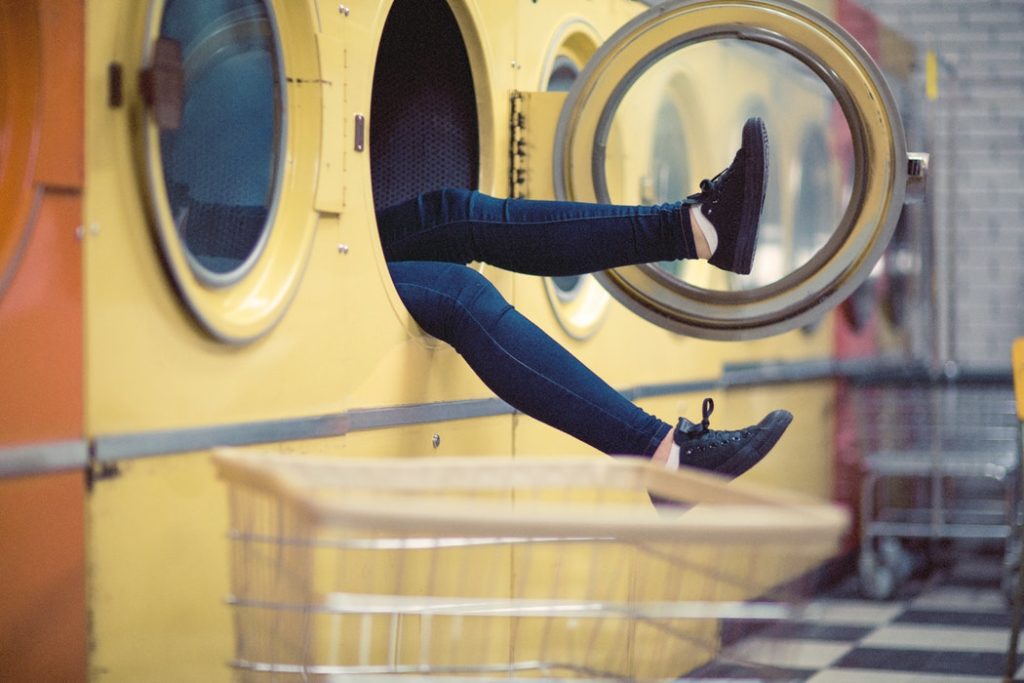 6 Easy Laundry Hacks - PreparaMom