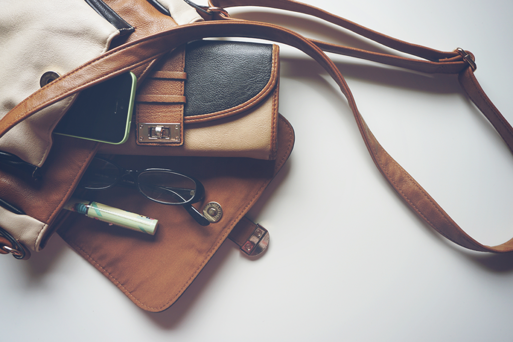 Items to Consider Removing from Your Purse - PreparaMom